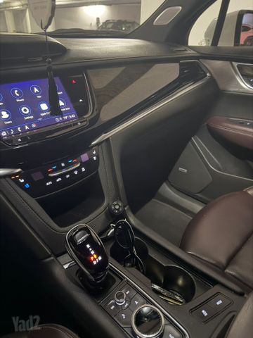מודעת רכב קאדילק XT6