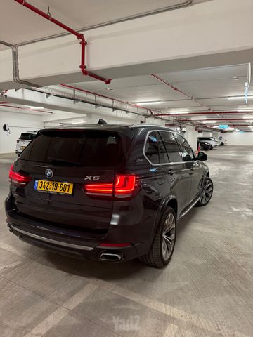 ב מ וו X5