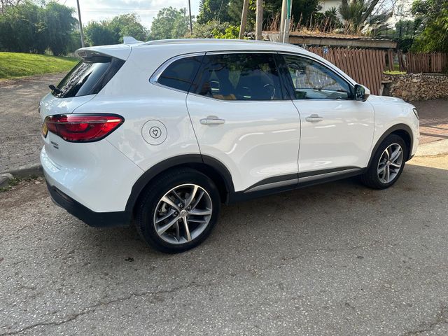 אם ג'י EHS PHEV