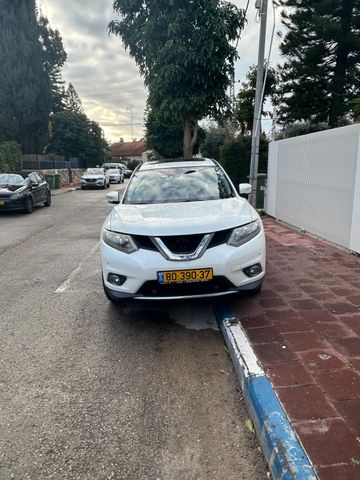 מודעת רכב ניסאן אקס טרייל