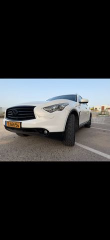 מודעת רכב אינפיניטי QX70