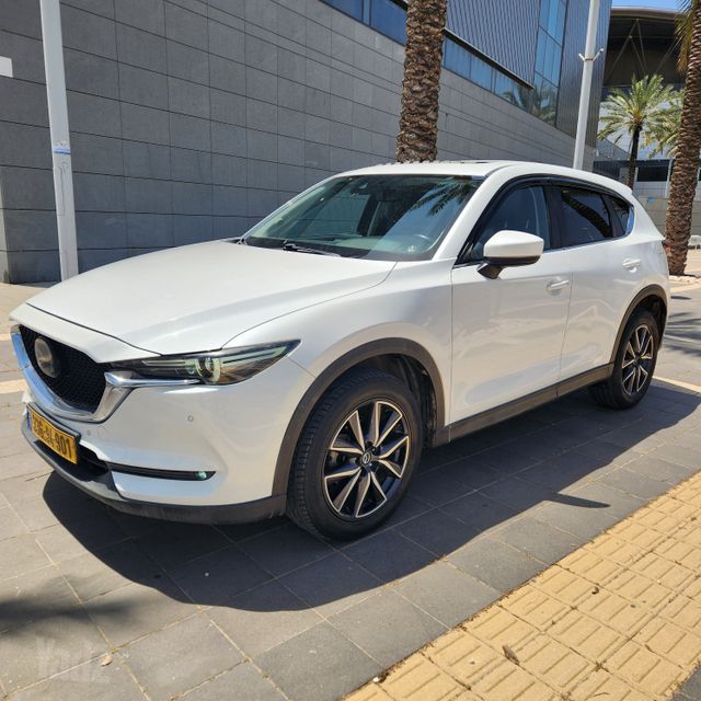 מודעת רכב מאזדה CX-5