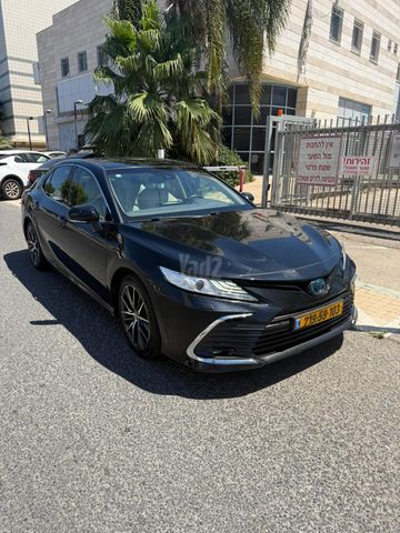 טויוטה קאמרי