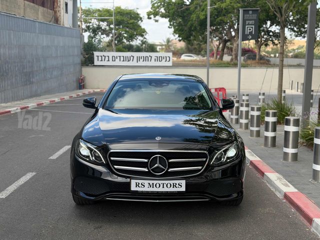 מודעת רכב מרצדס-בנץ E-class