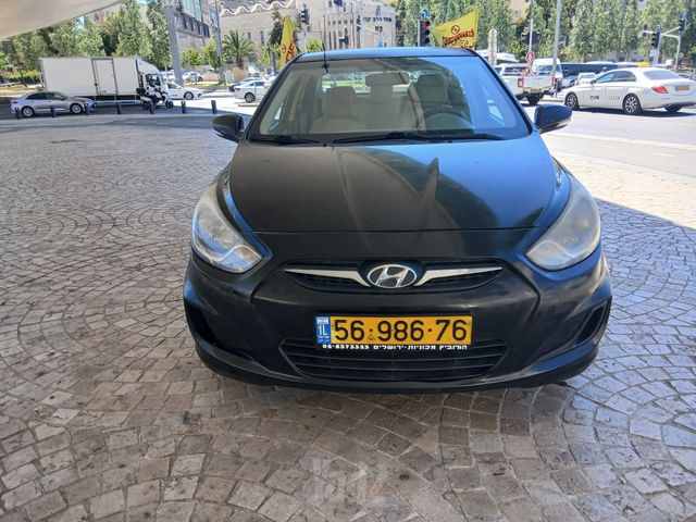 יונדאי אקסנט i25