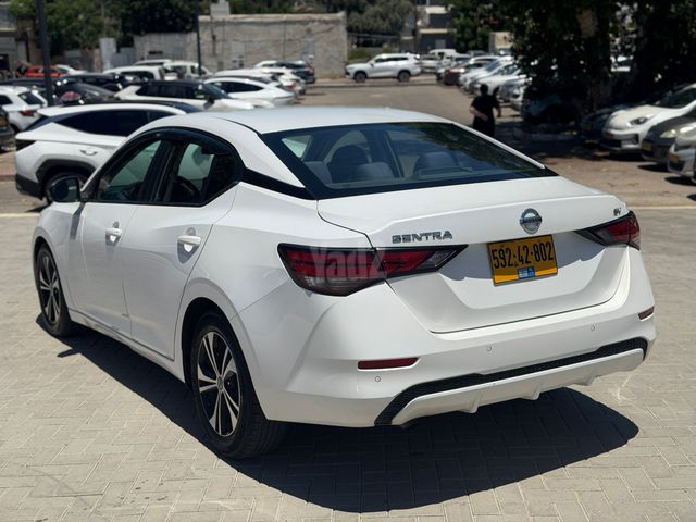 ניסאן סנטרה