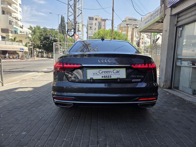 אאודי A4