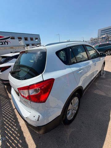 סוזוקי SX4