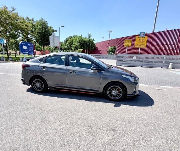 יונדאי אקסנט i25