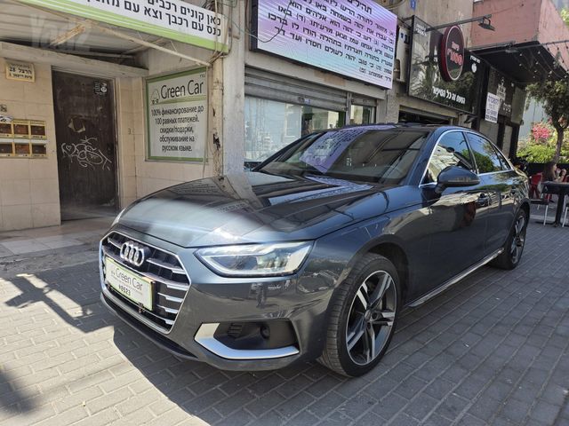 אאודי A4