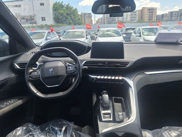 מודעת רכב פיג'ו 5008 2