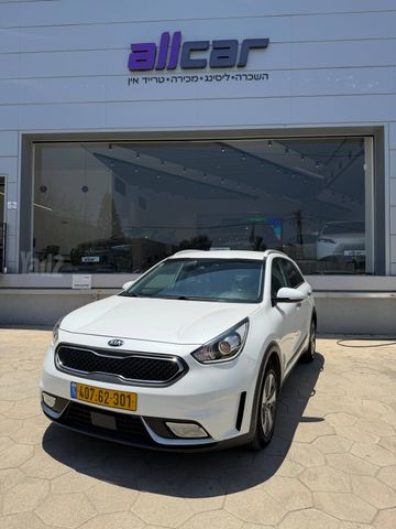קיה נירו