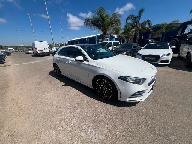 מרצדס-בנץ A-class
