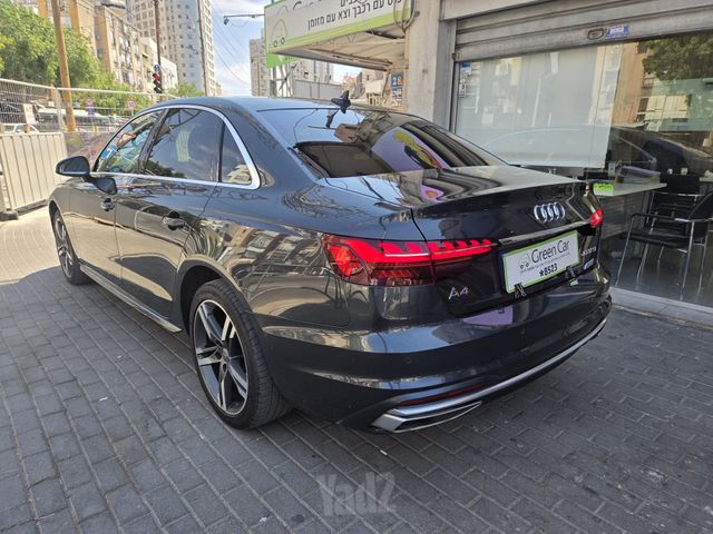 אאודי A4
