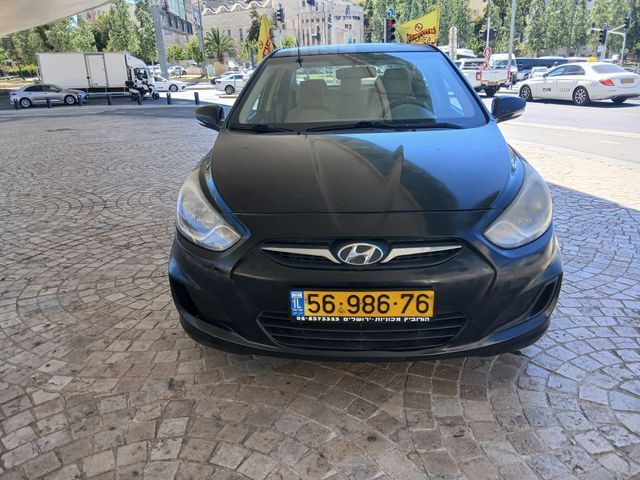 יונדאי אקסנט i25