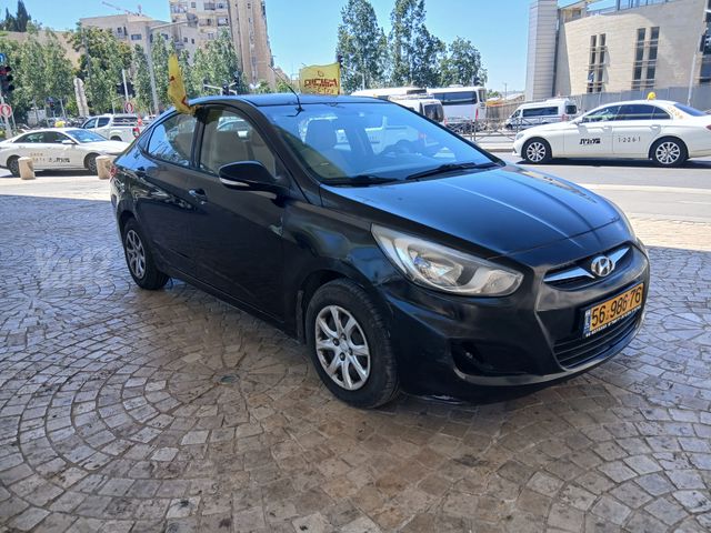יונדאי אקסנט i25
