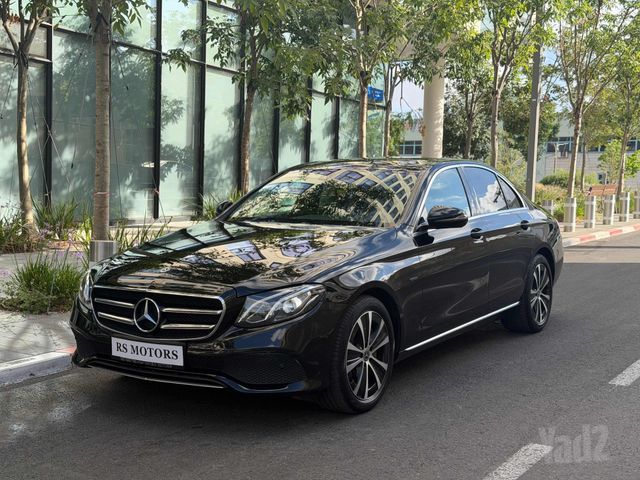 מודעת רכב מרצדס-בנץ E-class 2
