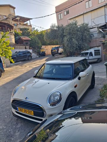 מודעת רכב מיני קופר