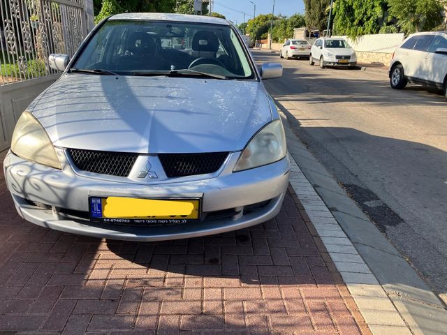 מיצובישי לנסר