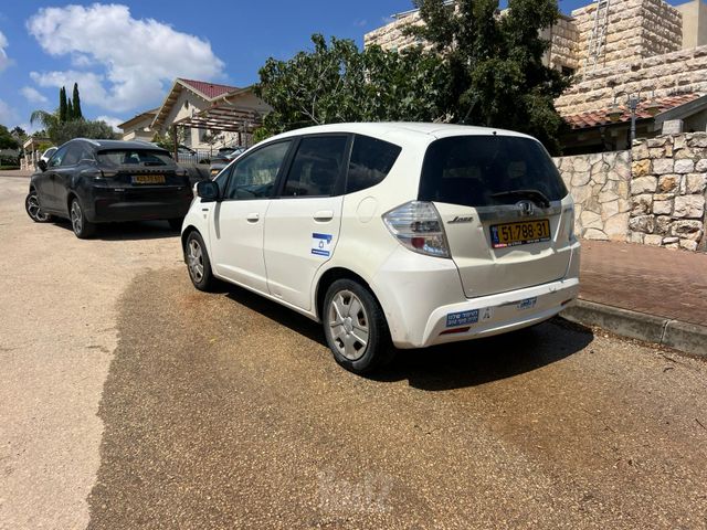 מודעת רכב הונדה ג'אז