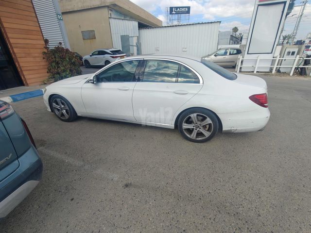 מרצדס-בנץ E-class
