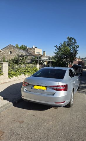 מודעת רכב סקודה סופרב