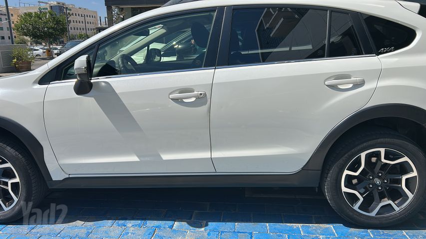 מודעת רכב סובארו XV