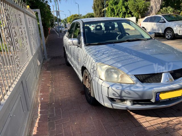 מיצובישי לנסר
