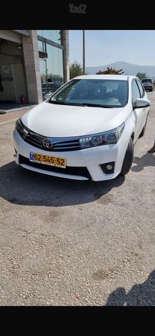טויוטה קורולה
