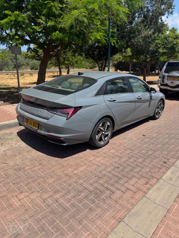 יונדאי אלנטרה
