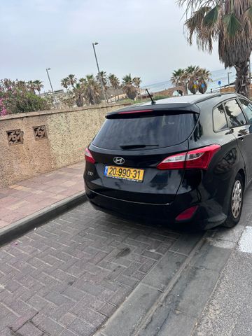יונדאי i30