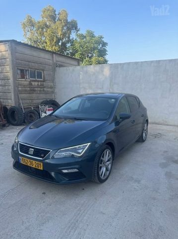 מודעת רכב סיאט לאון