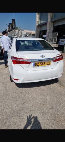 מודעת רכב טויוטה קורולה