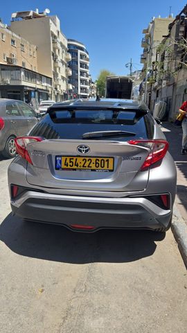 טויוטה C-HR