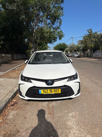 מודעת רכב טויוטה קורולה