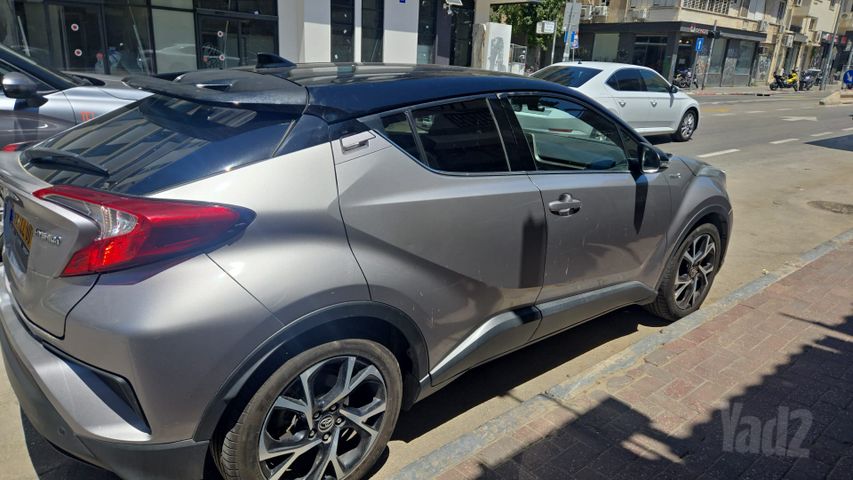 טויוטה C-HR