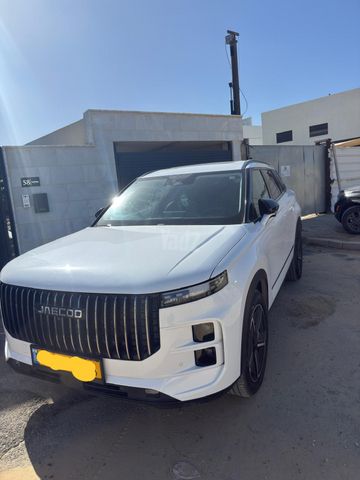 ג'אקו J7