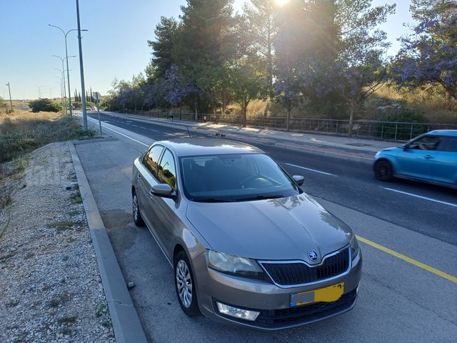 סקודה ראפיד