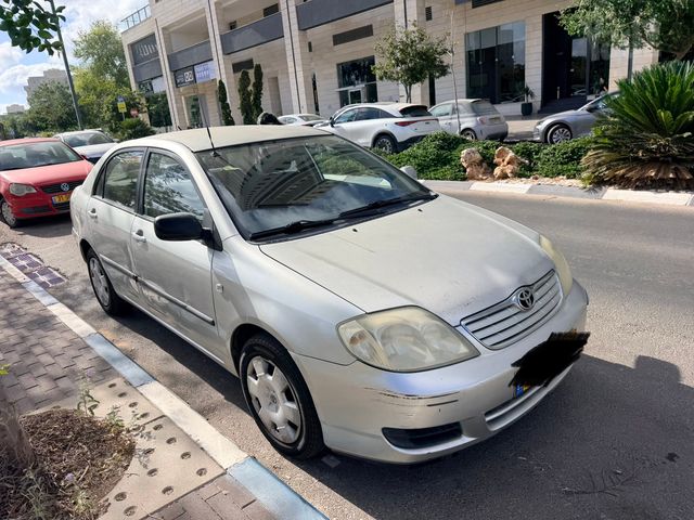 טויוטה קורולה