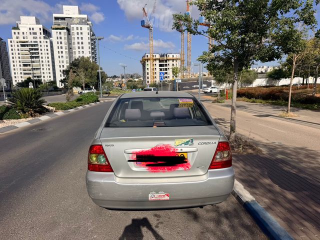 טויוטה קורולה