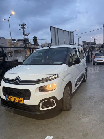 מודעת רכב סיטרואן ברלינגו 