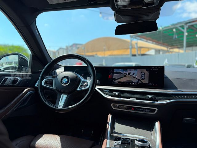 ב מ וו X6