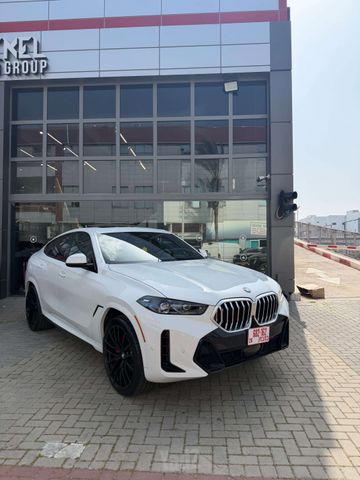 ב מ וו X6