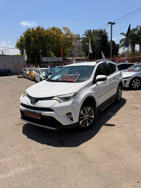 מודעת רכב טויוטה RAV4