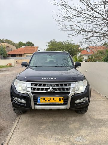מיצובישי פג'רו