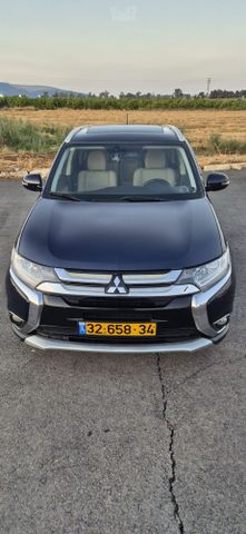 מיצובישי אאוטלנדר
