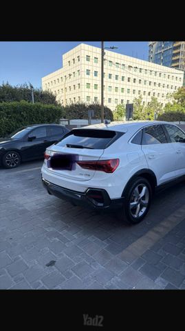 אאודי Q3