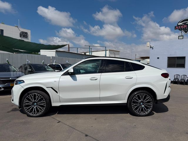 ב מ וו X6
