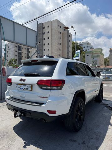 ג'יפ גרנד צ'ירוקי
