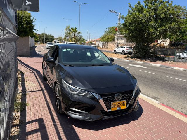 ניסאן סנטרה